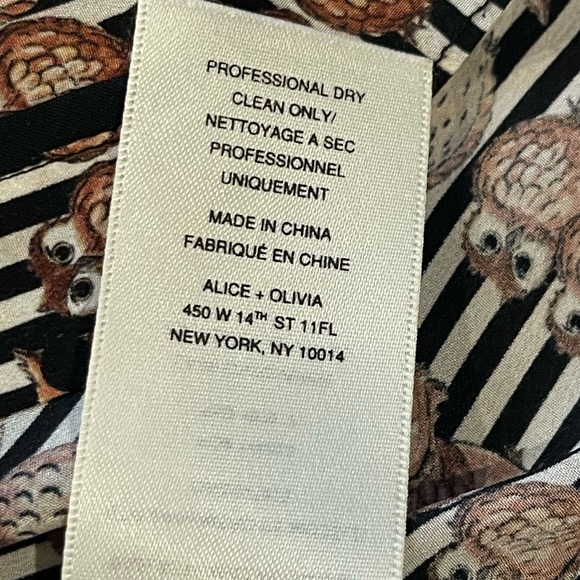 Alice + Olivia Long Sleeve Button Down Blouse, 100% Silk, Owl Print, Size Small - Picture 6 of 12
